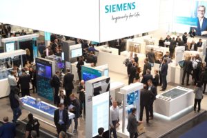 Messestand Siemens auf der Intersolar 2019